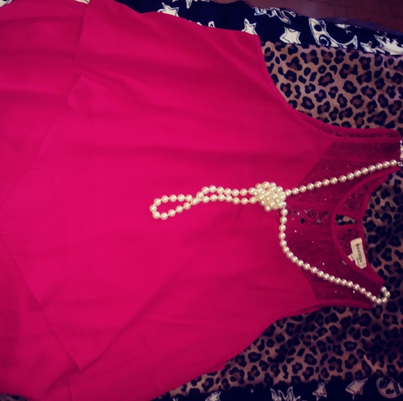 Lady in Red💃 - Picture 9 of 12